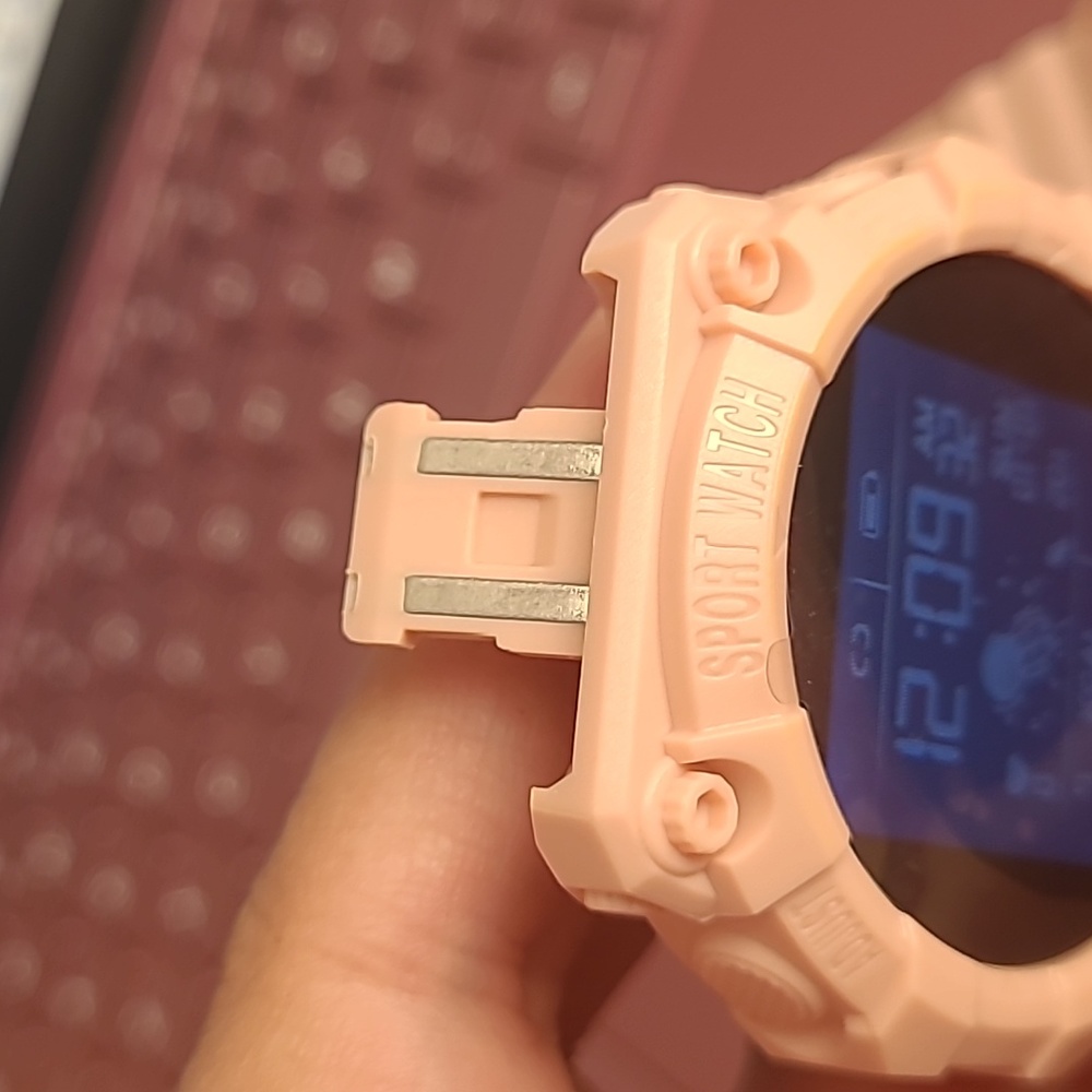 Pink Smart Watch - Picture 15 of 17